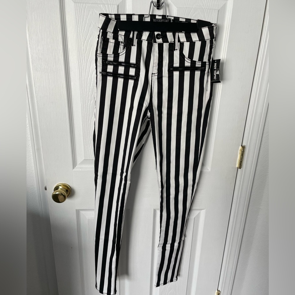 Black and white striped skinny Jeans